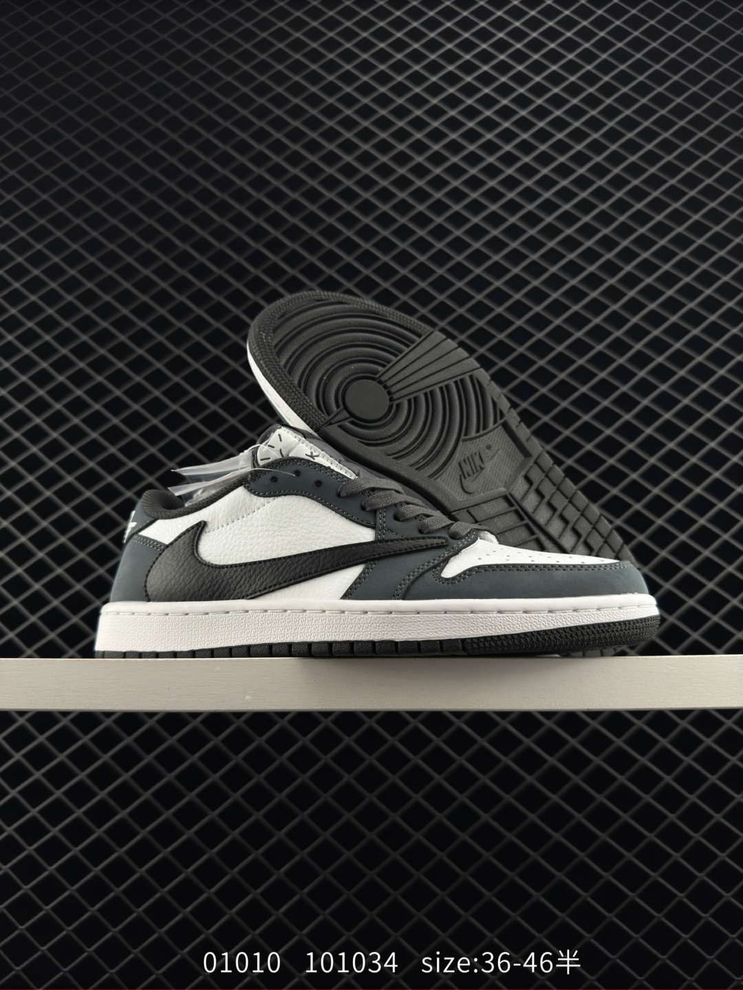 Travis Scott x Air Jordan 1 ” Reverse Mocha “